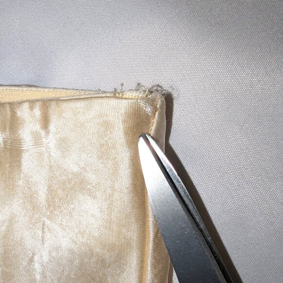 Babaton | Aritzia High-Rise Satin Midi Slip Skirt Cream Butter Yellow | Size 4 - Picture 9 of 9